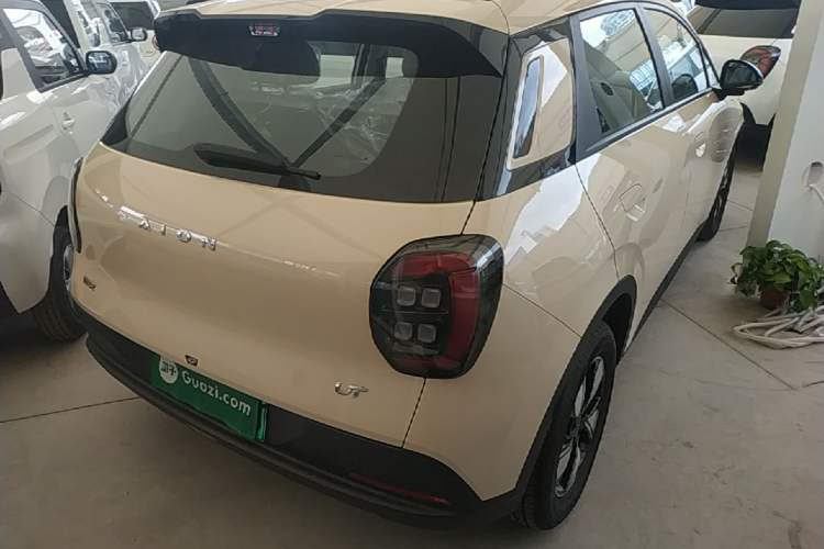 Used AION UT 2025 420 Intelligent Luxury Edition Rear Right 45 Deg