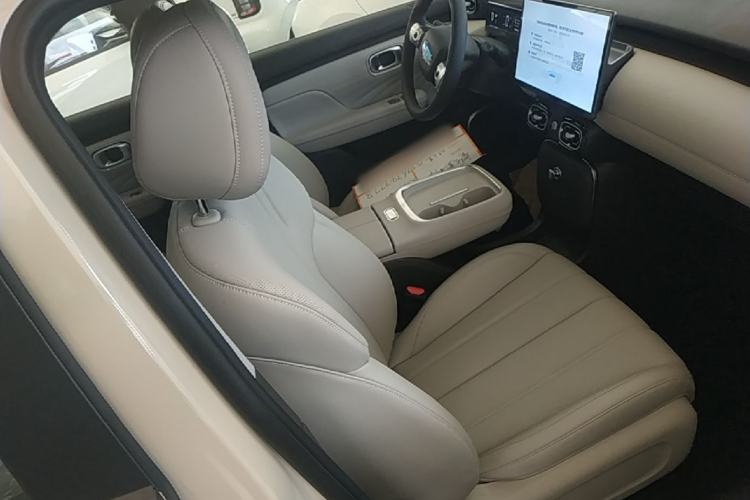 Used AION UT 2025 420 Intelligent Luxury Edition Right Front Seat