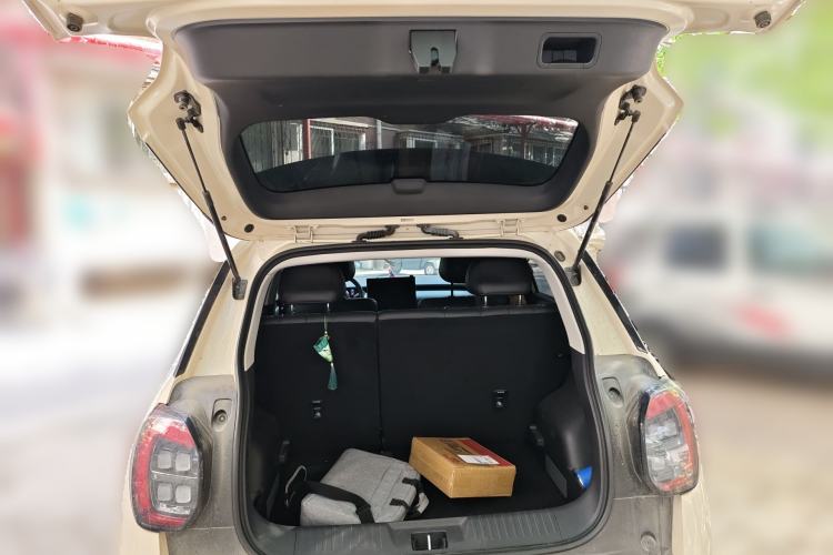 Used AION UT 2025 420 Intelligent Luxury Edition Trunk