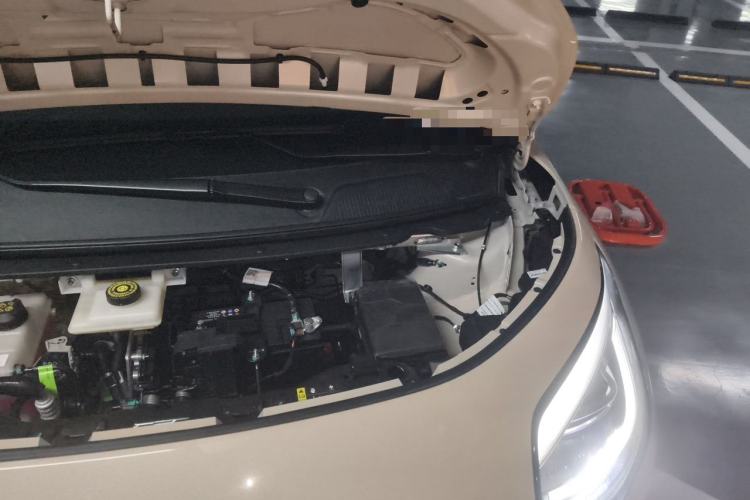 Used AION UT 2025 330 Starlight Edition Engine Bay Left
