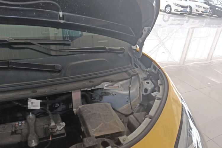 Used AION UT 2025 420 Prestige Edition Engine Bay Left