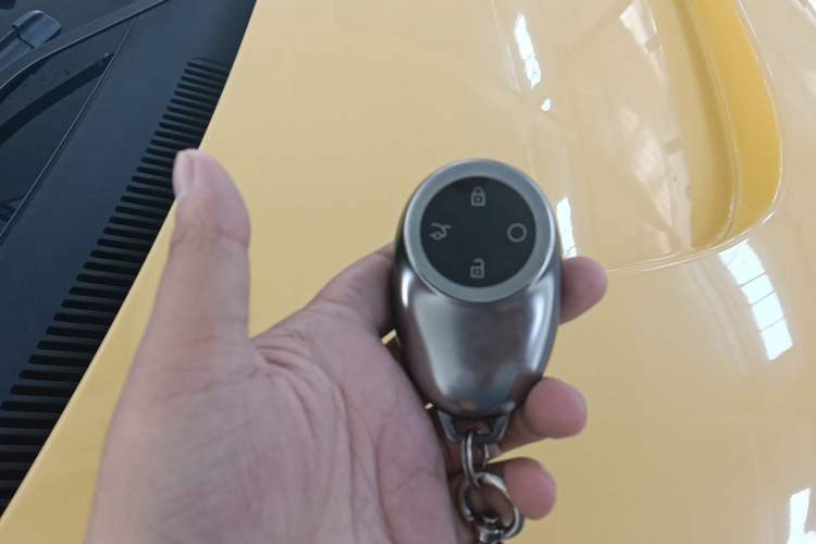 Used AION UT 2025 420 Prestige Edition Vehicle Key