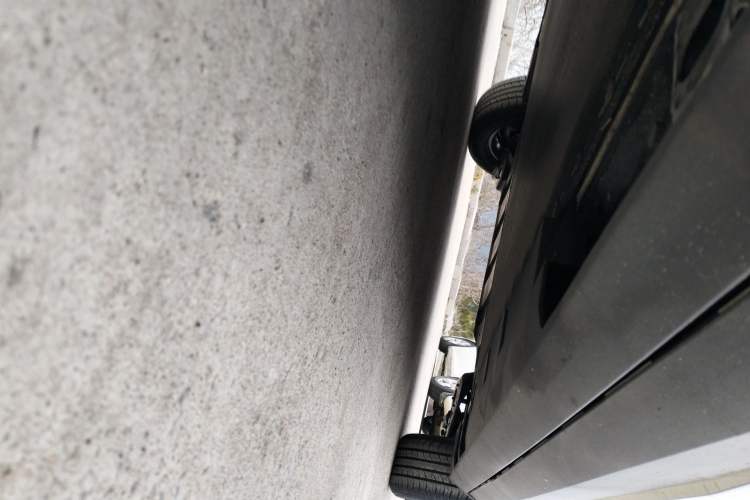Used AION UT 2025 330 Starlight Edition Chassis Front Left