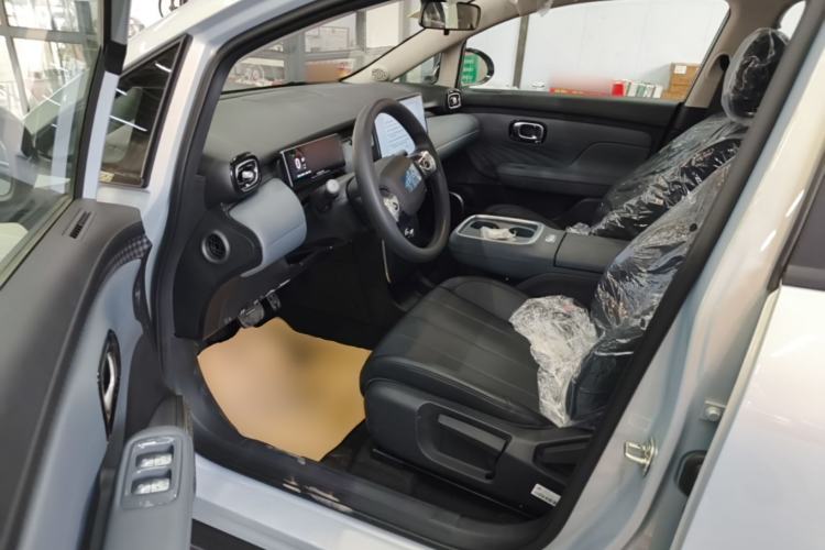 Used AION UT 2025 420 Smart Edition Driver Seat