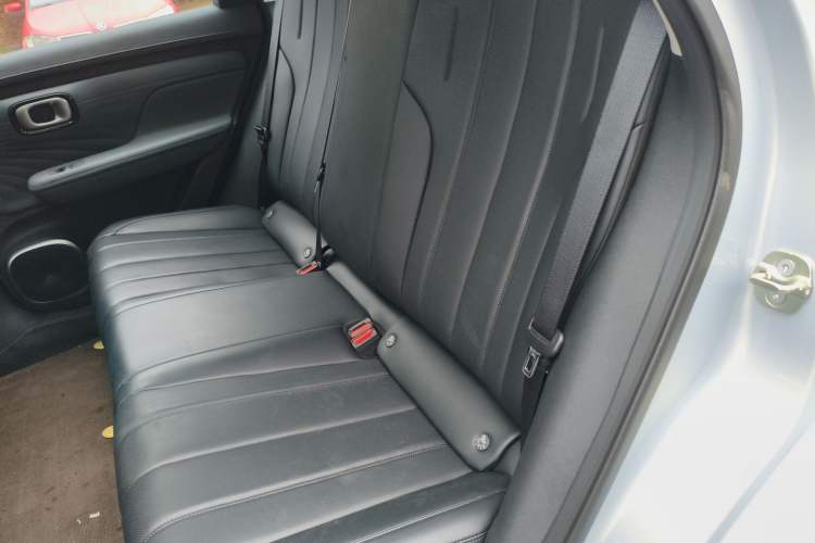Used AION UT 2025 420 Prestige Edition Left Rear Seat