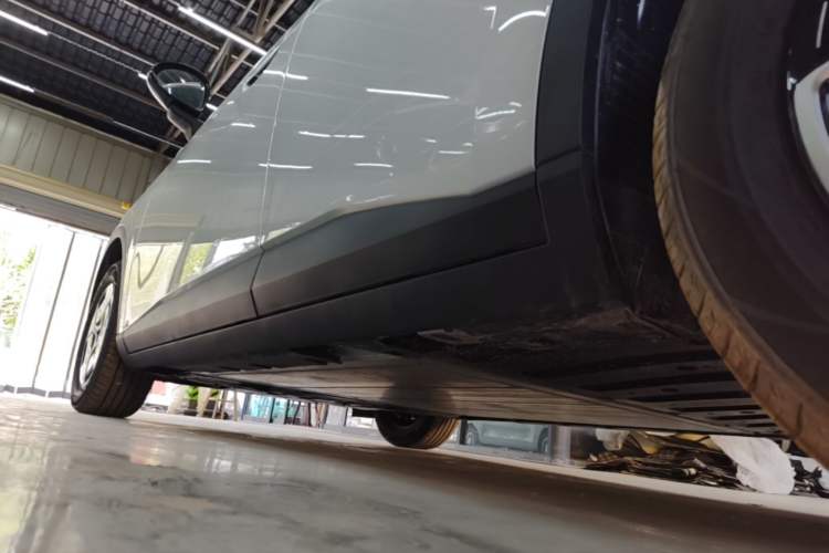 Used AION UT 2025 420 Smart Edition Left Side Sill