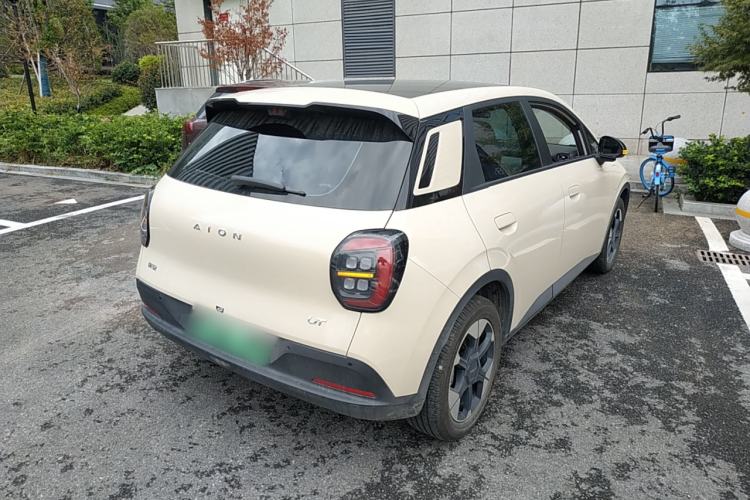 Used AION UT 2025 420 Prestige Edition Rear Right 45 Deg
