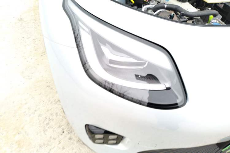 Used AION UT 2025 330 Starlight Edition Right Front Headlight