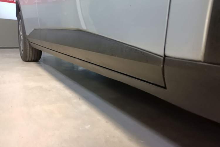 Used AION UT 2025 420 Smart Edition Right Side Sill