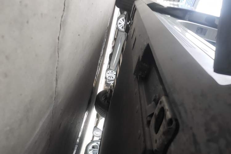 Used AION UT 2025 420 Smart Edition Right Side Sill