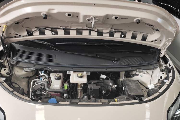 Used AION UT 2025 420 Intelligent Luxury Edition Engine Bay