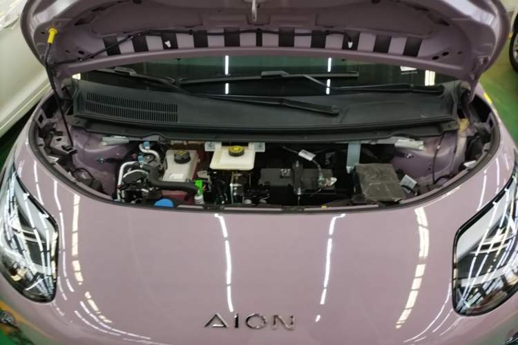 Used AION UT 2025 330 Starlight Edition Engine Bay
