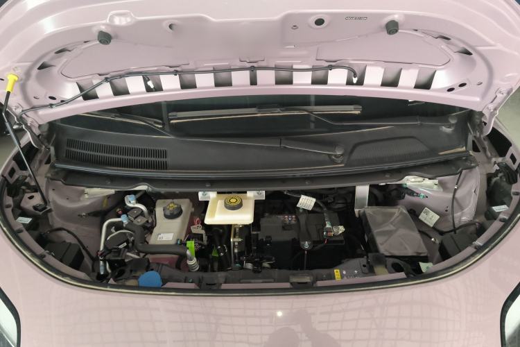 Used AION UT 2025 330 Starlight Edition Engine Bay