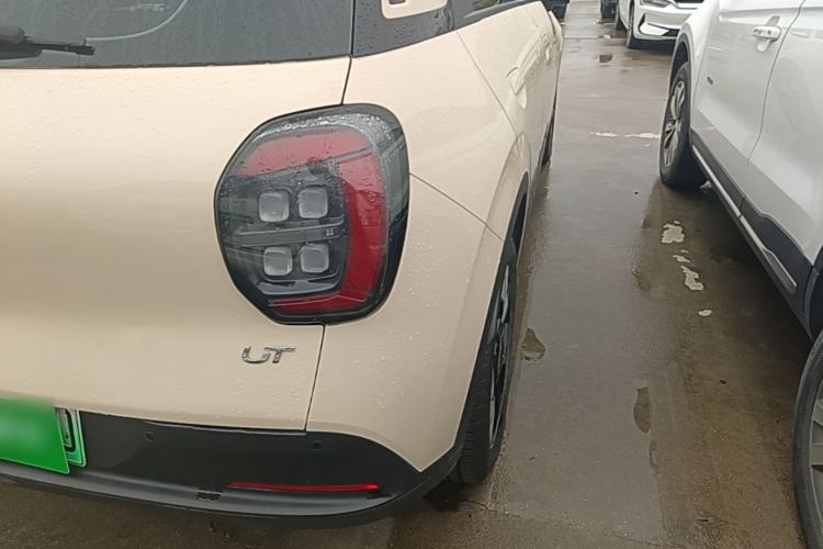 Used AION UT 2025 420 Prestige Edition Exterior 3