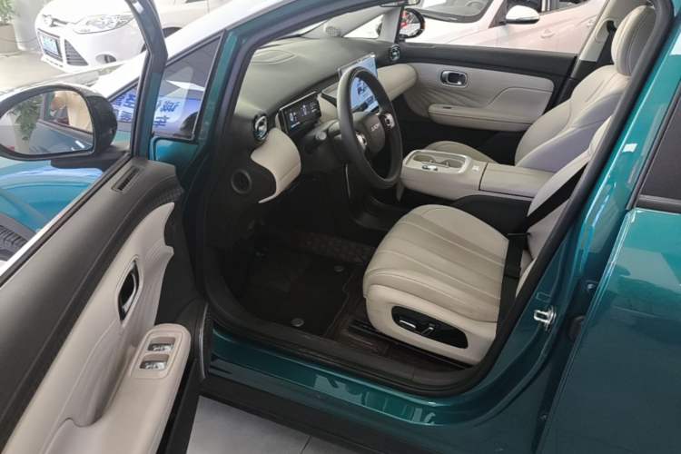 Used AION UT 2025 420 Prestige Edition Driver Seat