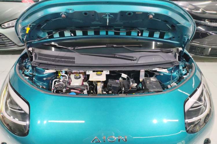 Used AION UT 2025 420 Prestige Edition Engine Bay