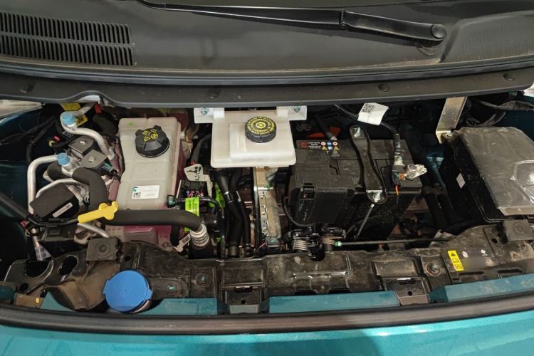 Used AION UT 2025 420 Prestige Edition Engine Bay