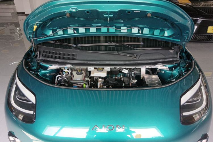 Used AION UT 2025 420 Prestige Edition Engine Bay