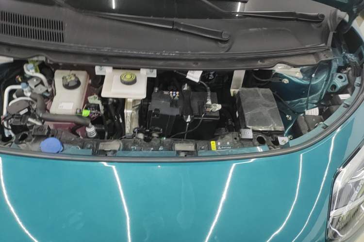 Used AION UT 2025 420 Prestige Edition Engine Bay