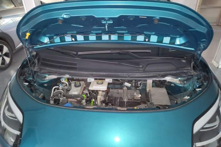 Used AION UT 2025 420 Prestige Edition Engine Bay