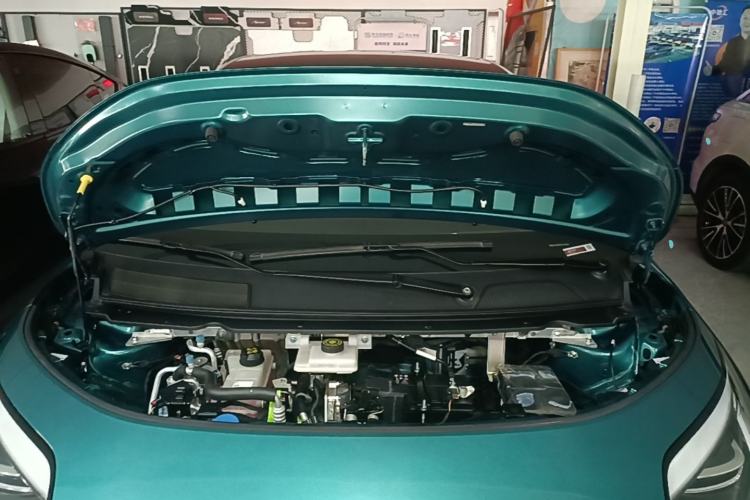 Used AION UT 2025 420 Prestige Edition Engine Bay