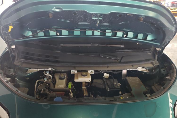 Used AION UT 2025 420 Prestige Edition Engine Bay