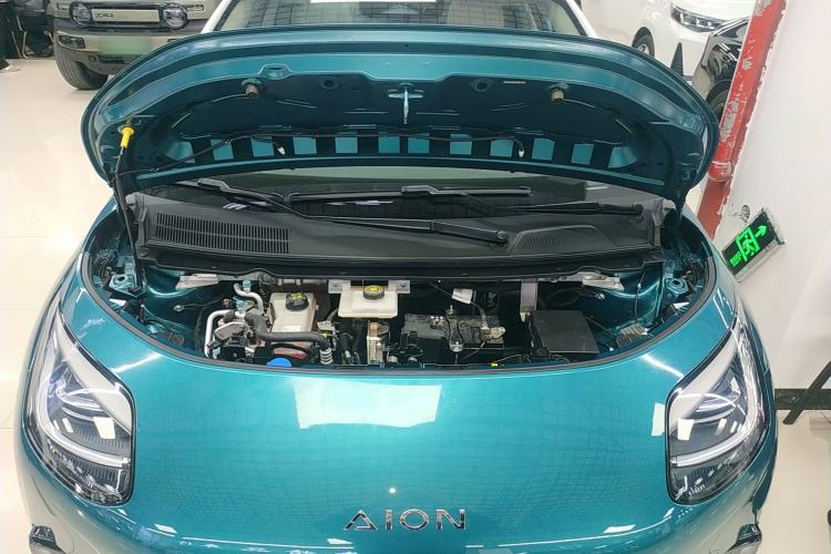 Used AION UT 2025 420 Prestige Edition Engine Bay