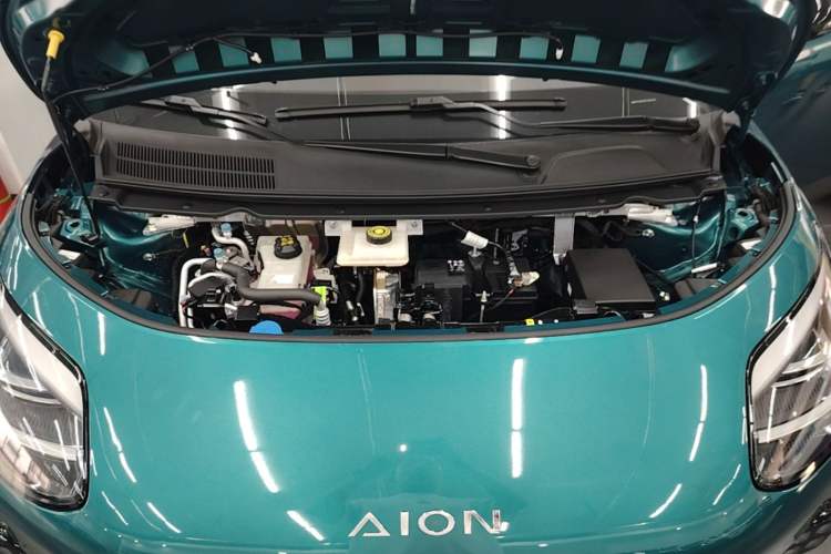 Used AION UT 2025 330 Starlight Edition Engine Bay