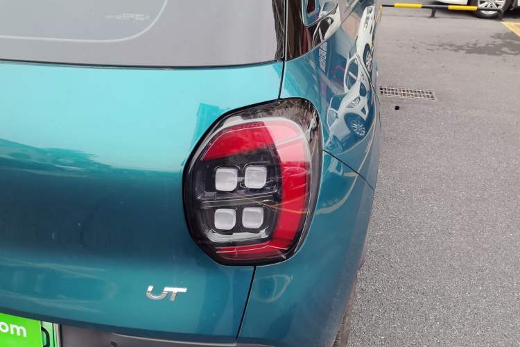 Used AION UT 2025 420 Smart Edition Exterior 1
