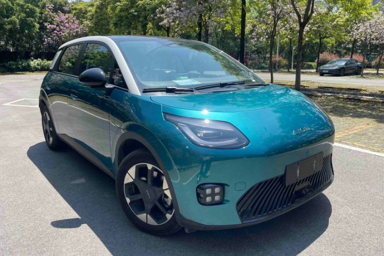 Used AION UT 2025 420 Prestige Edition Exterior 2