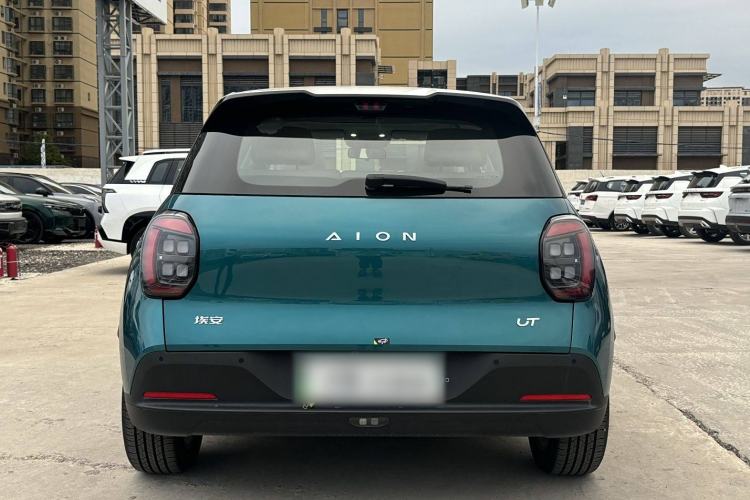 Used AION UT 2025 420 Prestige Edition Exterior 4