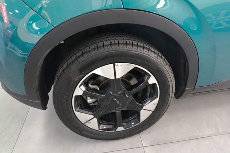 Used AION UT 2025 420 Prestige Edition Exterior 5