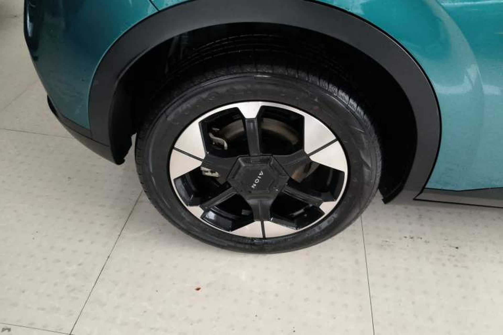 Used AION UT 2025 420 Prestige Edition Exterior 5