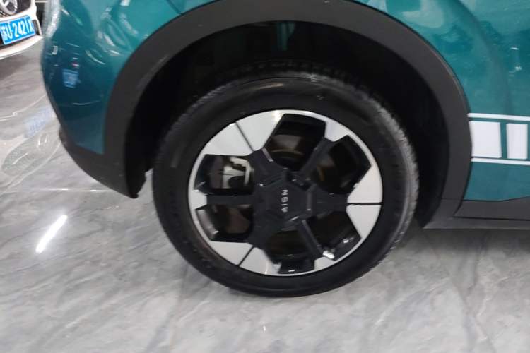 Used AION UT 2025 420 Prestige Edition Exterior 5