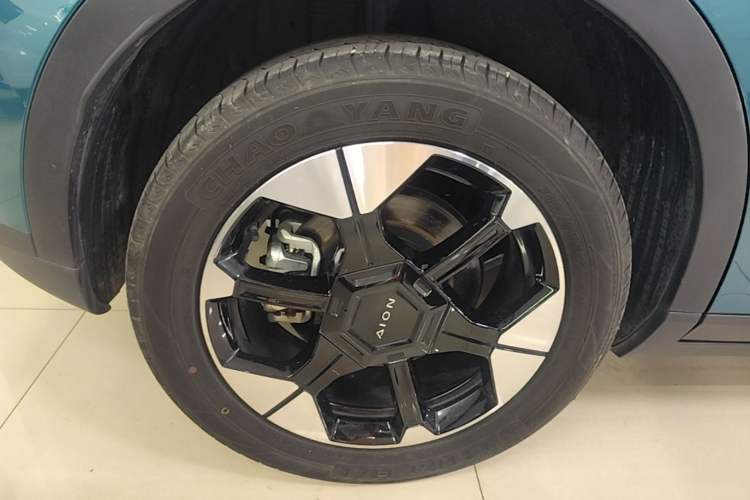 Used AION UT 2025 420 Prestige Edition Exterior 5