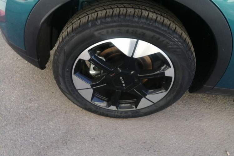 Used AION UT 2025 420 Prestige Edition Exterior 8