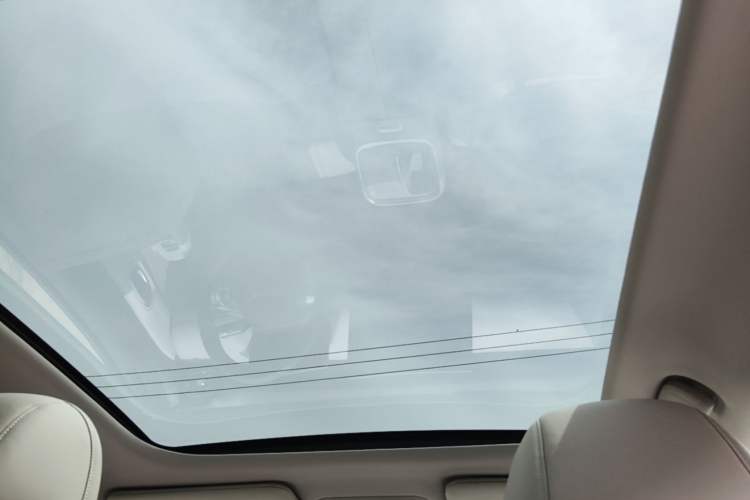 Used AION UT 2025 420 Prestige Edition Headliner