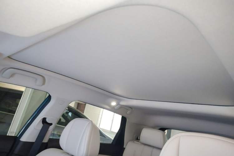 Used AION UT 2025 420 Prestige Edition Headliner