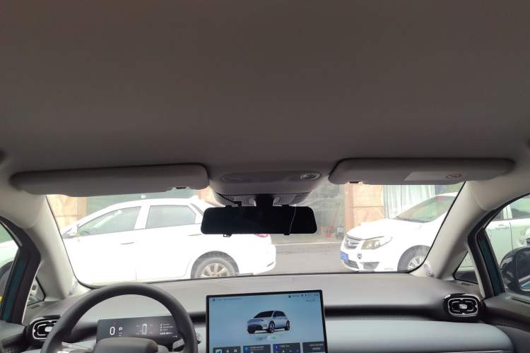 Used AION UT 2025 420 Smart Edition Headliner