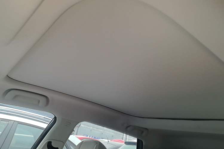 Used AION UT 2025 420 Prestige Edition Headliner