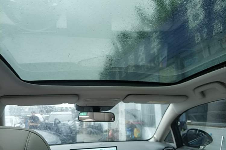 Used AION UT 2025 420 Prestige Edition Headliner