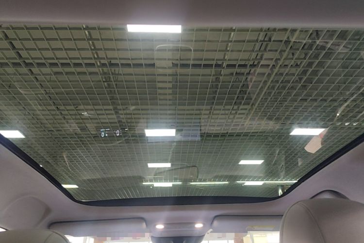 Used AION UT 2025 420 Prestige Edition Headliner