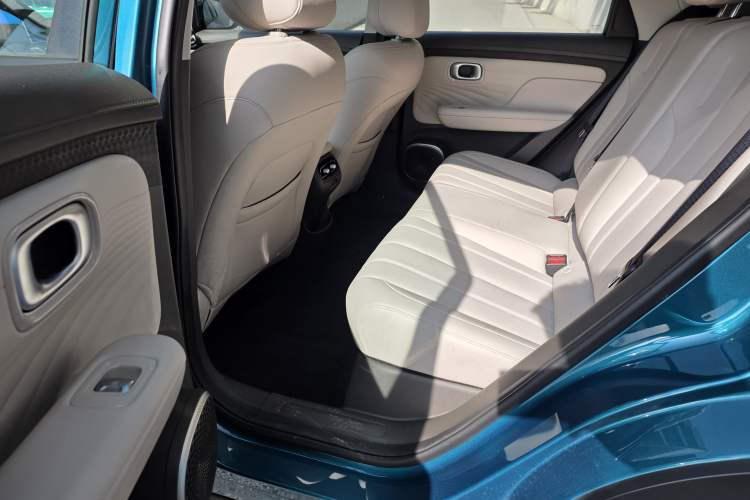 Used AION UT 2025 420 Prestige Edition Interior 12
