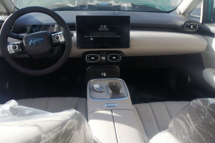 Used AION UT 2025 420 Prestige Edition Interior 2