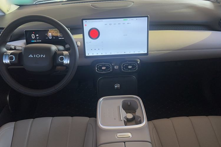 Used AION UT 2025 420 Prestige Edition Interior 3