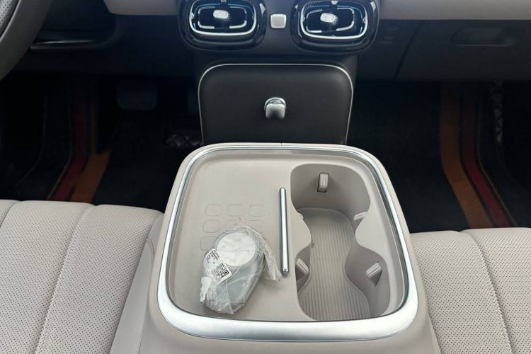 Used AION UT 2025 420 Prestige Edition Interior 4