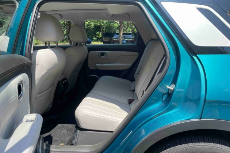 Used AION UT 2025 420 Prestige Edition Interior 5