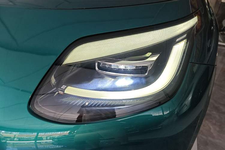 Used AION UT 2025 420 Prestige Edition Left Front Headlight
