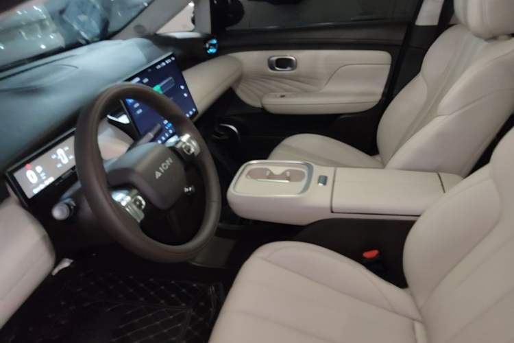 Used AION UT 2025 420 Prestige Edition Left Front Seat