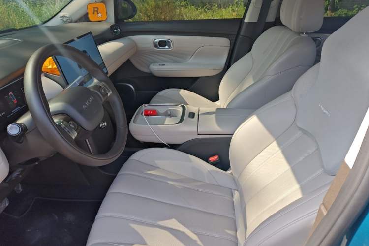 Used AION UT 2025 420 Prestige Edition Left Front Seat